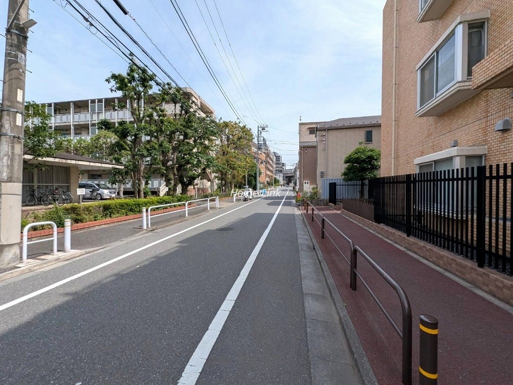 ライオンズマンション志村三丁目　前面道路